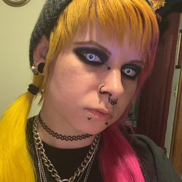 Meet your Posher, Julie - Picture 10 of 11